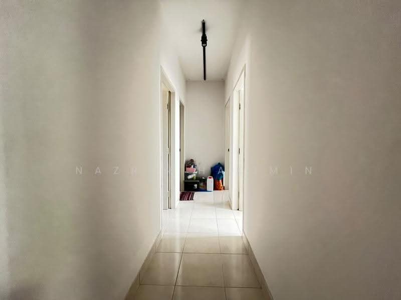 Apartment for Sale at Harmoni 1 - Nazrin Hakimin - Corridor - PropertyGuru.com.my