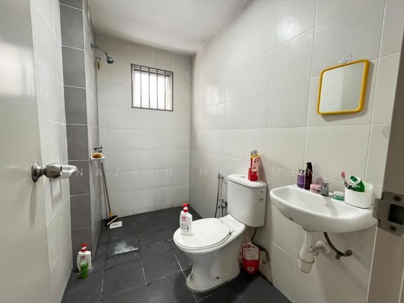 Apartment for Sale at Harmoni 1 - Nazrin Hakimin - Bathroom - PropertyGuru.com.my