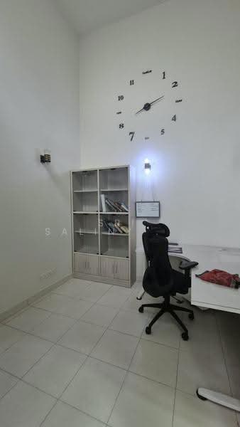 Terraced House for Sale in Bandar Puteri Klang (Klang) - Sri Saliny Gopala Krishnan - Upstairs second living room - PropertyGuru.com.my