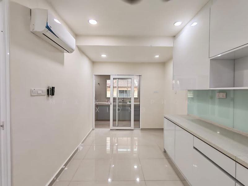 Rumah Teres 2-Tingkat untuk Disewa di Usj 20 (Subang Jaya) - Max Khor Phor xiong - Kitchen - PropertyGuru.com.my