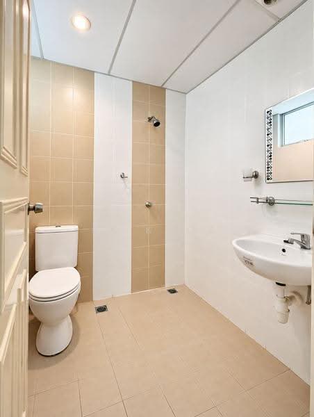 Condominium for Rent at The Waterfront Condominium - KK Kwok - Bathroom - PropertyGuru.com.my