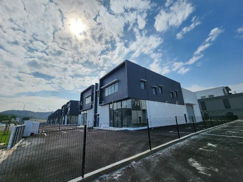 Factory for Sale in Taman Perindustrian Puchong Utama (Puchong) - Jonathan Lee - Exterior - PropertyGuru.com.my