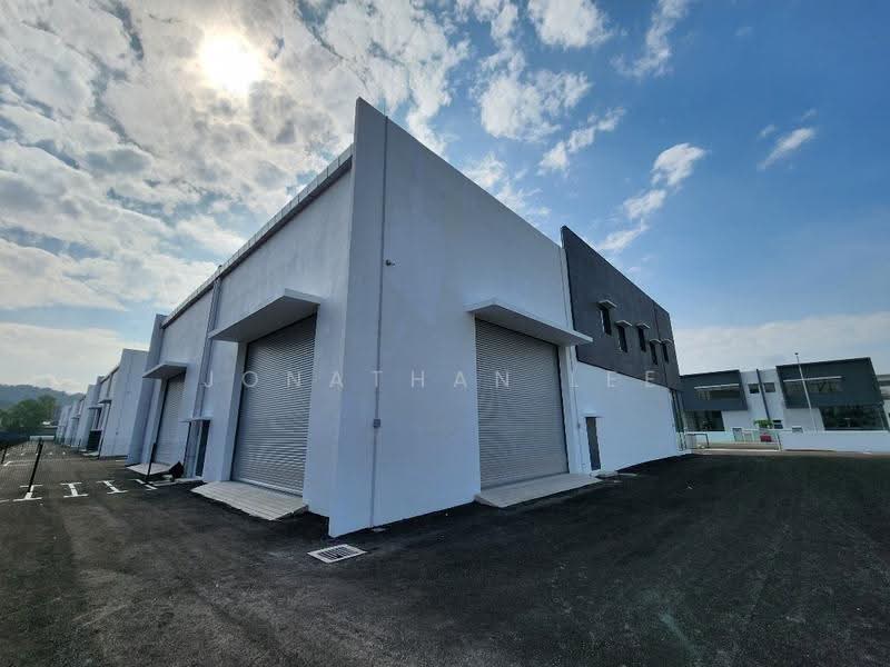 Factory for Sale in Taman Perindustrian Puchong Utama (Puchong) - Jonathan Lee - Exterior - PropertyGuru.com.my