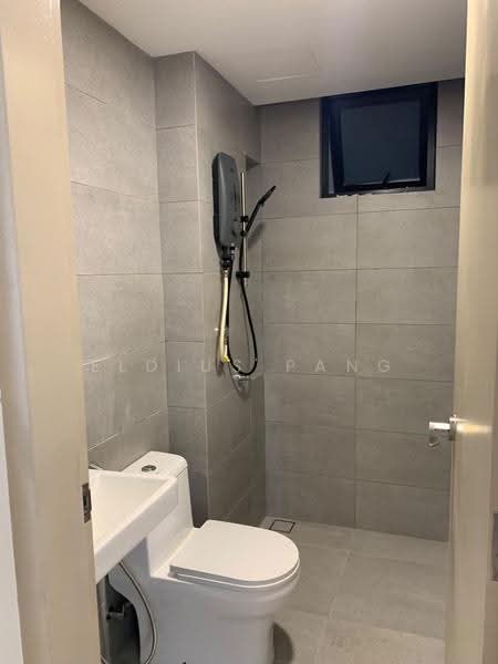Kediaman Servis untuk Disewa di Vivo Executive Apartment - Eldius Pang - Bathroom - PropertyGuru.com.my