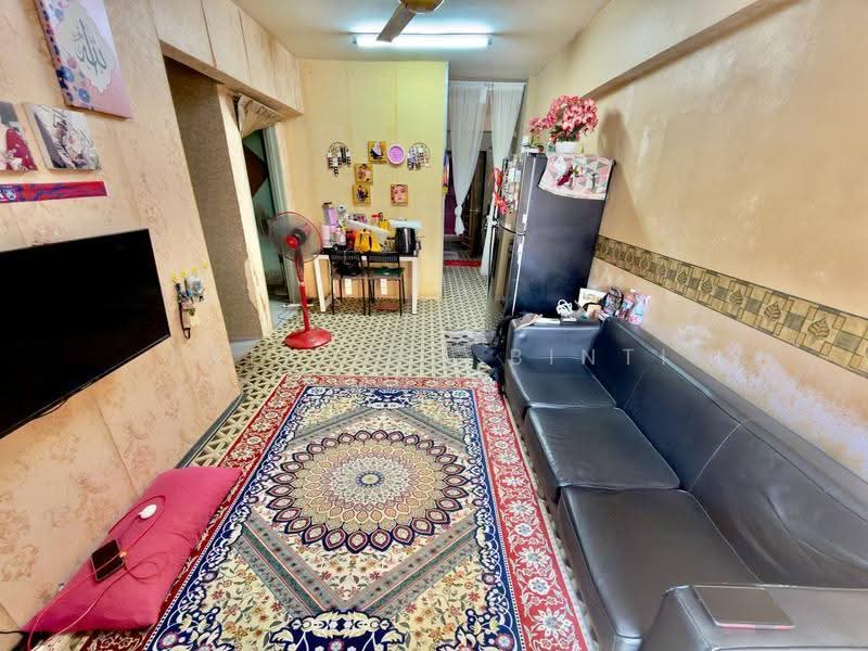 Pangsapuri untuk Dijual di Saujana Ria / Sri Saujana - Faliyana binti Muda - PropertyGuru.com.my