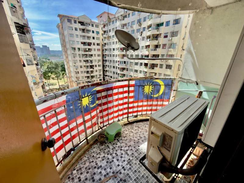 Pangsapuri untuk Dijual di Saujana Ria / Sri Saujana - Faliyana binti Muda - PropertyGuru.com.my