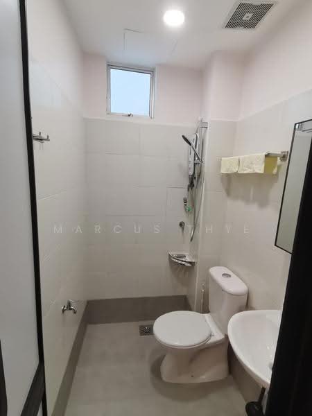Pangsapuri untuk Dijual di Seri Molek Perdana - Marcus Thye - Bathroom - PropertyGuru.com.my