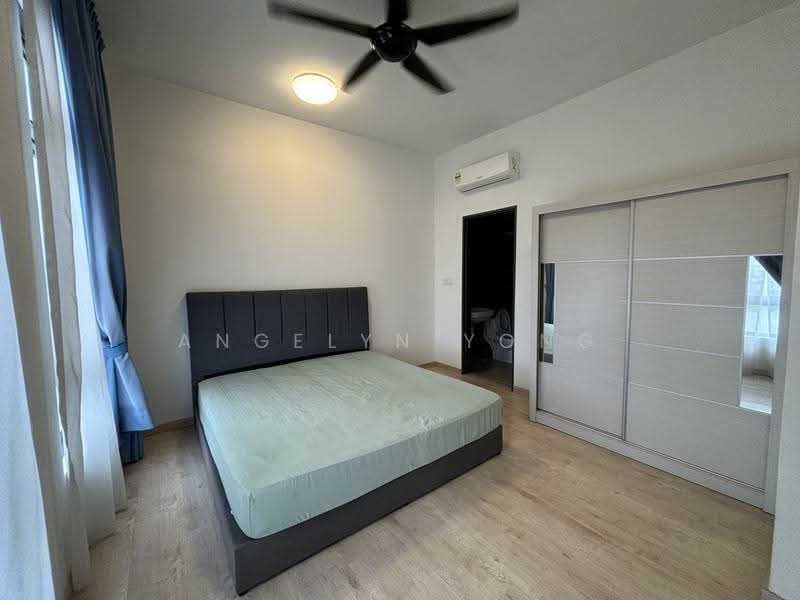 Kondominium untuk Disewa di The Henge - Angelyn Yong - Bedroom - PropertyGuru.com.my