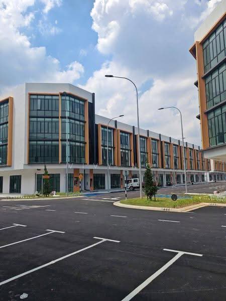 Shop / Office for Rent in Bandar Baru Permas Jaya (Permas Jaya) - Vivy Ng - Exterior - PropertyGuru.com.my