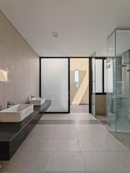Semi-Detached House for Sale in Bandar Sungai Long (Selangor) - Muhd Khairulnawawi Kamaruddin - Bathroom - PropertyGuru.com.my
