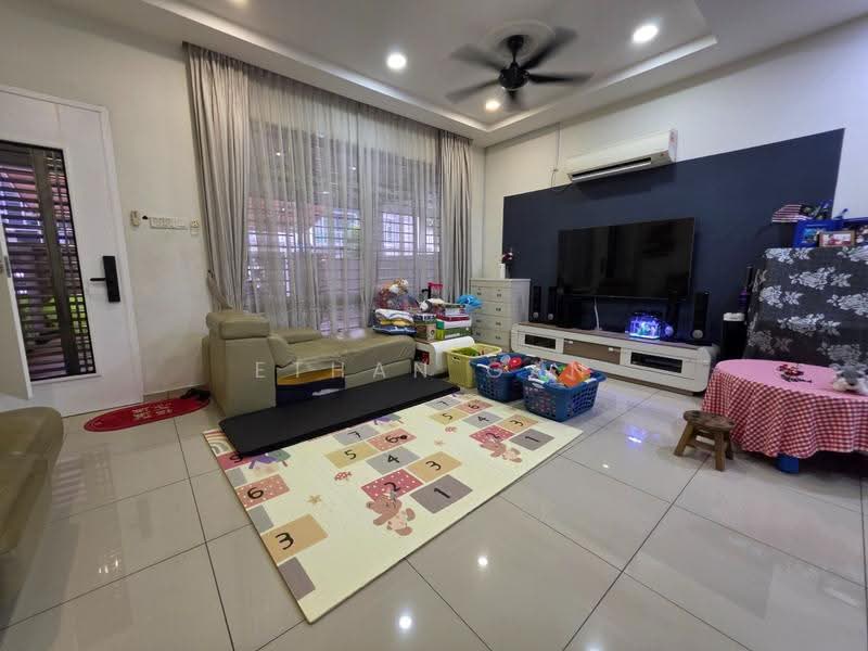 2-storey Terraced House for Sale in Ulu Tiram (Johor) - Ethan Gan - Living Room - PropertyGuru.com.my