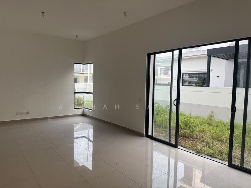 Semi-Detached House for Sale in Cyber 10 (Cyberjaya) - Adibah Salim - Living Room - PropertyGuru.com.my
