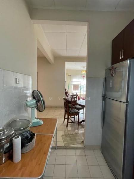 Apartment for Sale at Pangsapuri Delima - Amy Lim - Kitchen - PropertyGuru.com.my