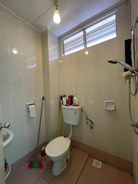 Apartment for Sale at Pangsapuri Delima - Amy Lim - Bathroom - PropertyGuru.com.my