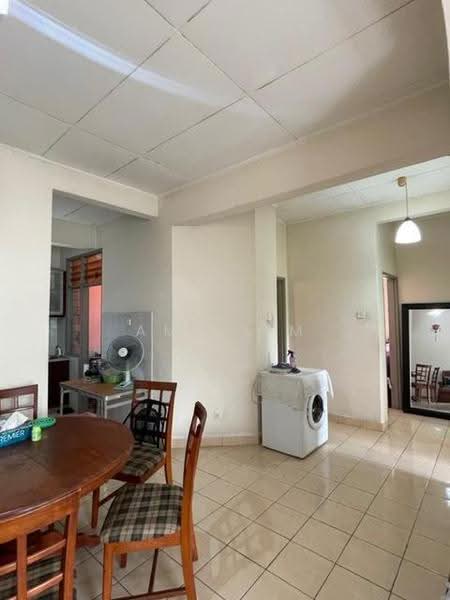 Apartment for Sale at Pangsapuri Delima - Amy Lim - Living Room - PropertyGuru.com.my