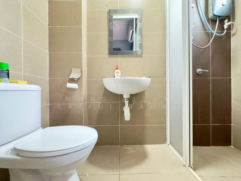 2-storey Terraced House for Sale in Ceria Residence (Cyberjaya) - Mohd Aizat Saiful Bahri - Bathroom - PropertyGuru.com.my