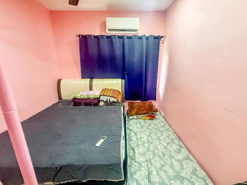 Pangsapuri untuk Dijual di Pangsapuri Angsana - Nazrin Hakimin - Bedroom - PropertyGuru.com.my