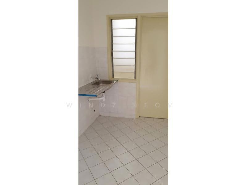 Condominium for Sale at Green Avenue Condominium - Windz Neom - Kitchen - PropertyGuru.com.my