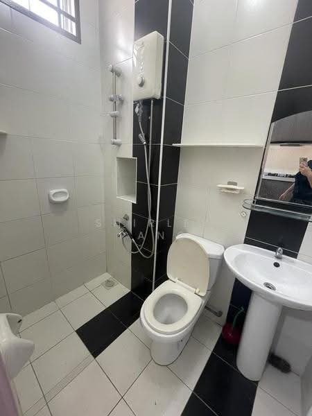 Rumah Teres 2-Tingkat untuk Disewa di Setia Eco Gardens (Gelang Patah) - Shirley Pang - Bathroom - PropertyGuru.com.my