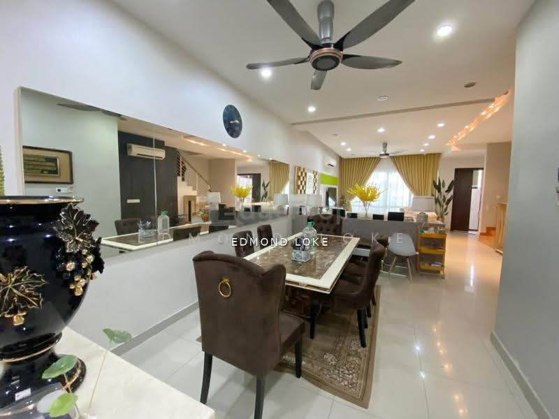 3-storey Terraced House for Sale in Prima Selayang (Selayang) - Edmond Loke - Dining Room - PropertyGuru.com.my
