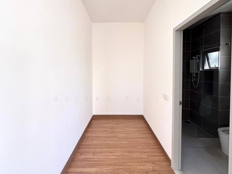 Semi-Detached House for Sale in Cyber 10 (Cyberjaya) - Adibah Salim - Corridor - PropertyGuru.com.my