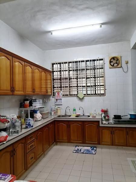 Terraced House for Sale in Taman Bayu Perdana (Klang) - Penny Chia - Kitchen - PropertyGuru.com.my