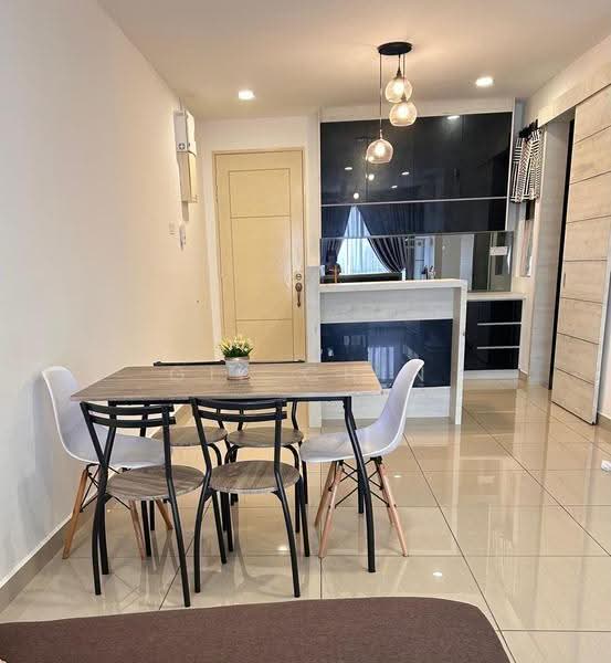 Kondominium untuk Disewa di Upper East @ Tiger Lane - Gil Chin - Dining Room - PropertyGuru.com.my