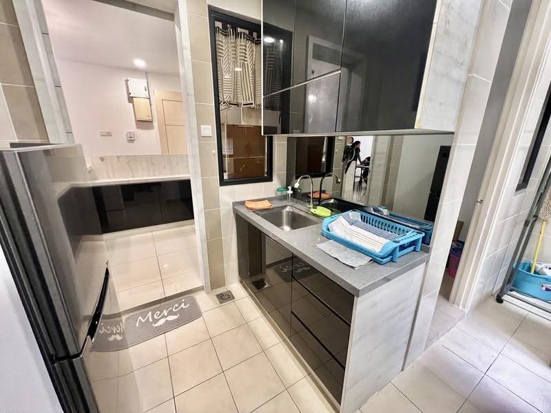 Kondominium untuk Disewa di Upper East @ Tiger Lane - Gil Chin - Kitchen - PropertyGuru.com.my