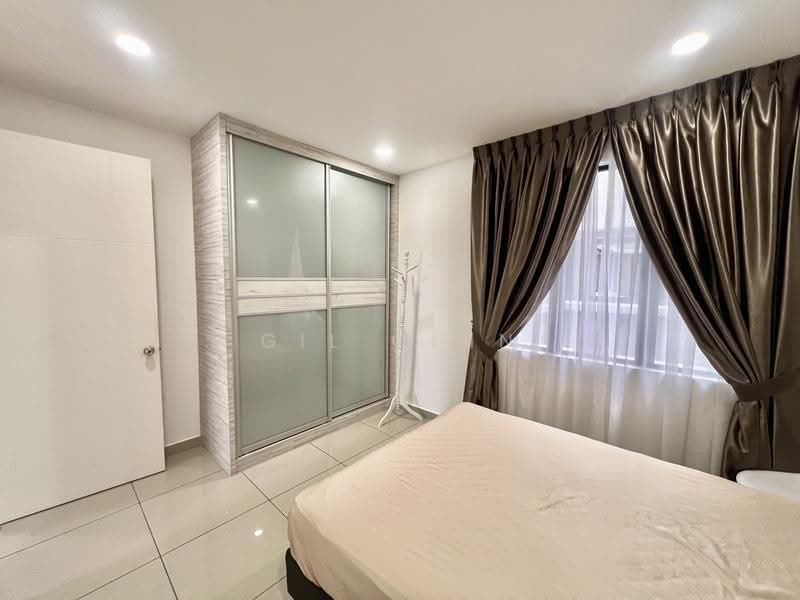 Kondominium untuk Disewa di Upper East @ Tiger Lane - Gil Chin - Bedroom - PropertyGuru.com.my