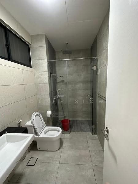 Service Residence for Rent at The Sentral Suites - Cliff Siow - Bathroom - PropertyGuru.com.my