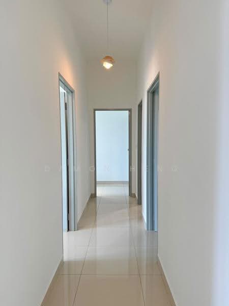 Kondominium untuk Disewa di Residensi Bintang - Damon Heng - Corridor - PropertyGuru.com.my