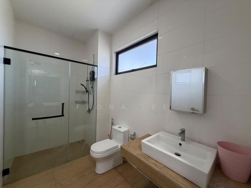 Condominium for Rent at The Parque Residences - Fiona Lee - Bathroom - PropertyGuru.com.my
