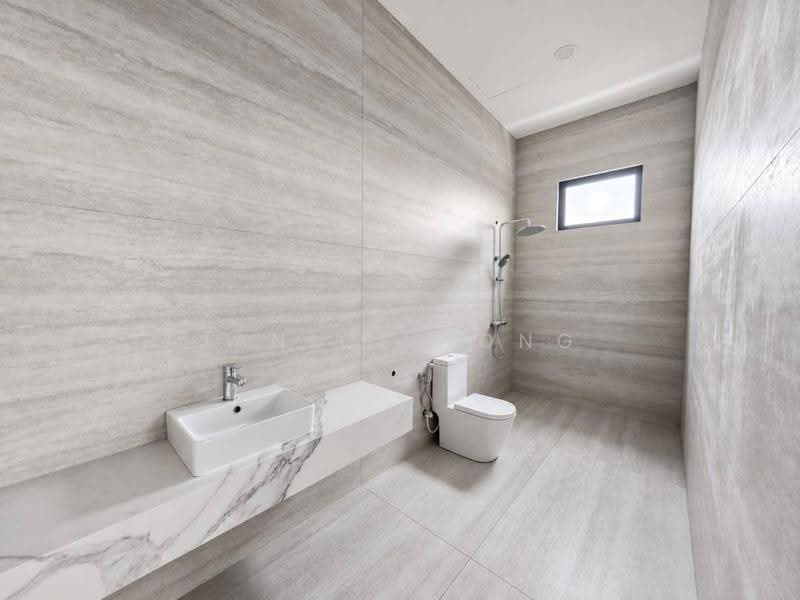 Bungalow House untuk Dijual di Taman Ponderosa (Johor Bahru) - Janice Yong - Bathroom - PropertyGuru.com.my