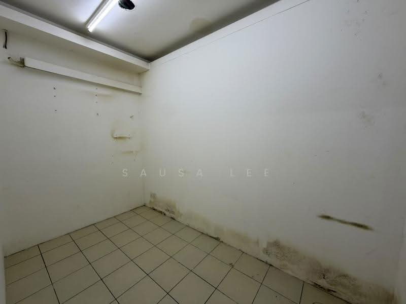 Shop for Sale in Taman Universiti (Skudai) - Sausa Lee - Interior - PropertyGuru.com.my
