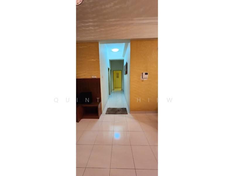 Kondominium untuk Dijual di Hartamas Regency 1 - Quintus Hiew - Corridor - PropertyGuru.com.my