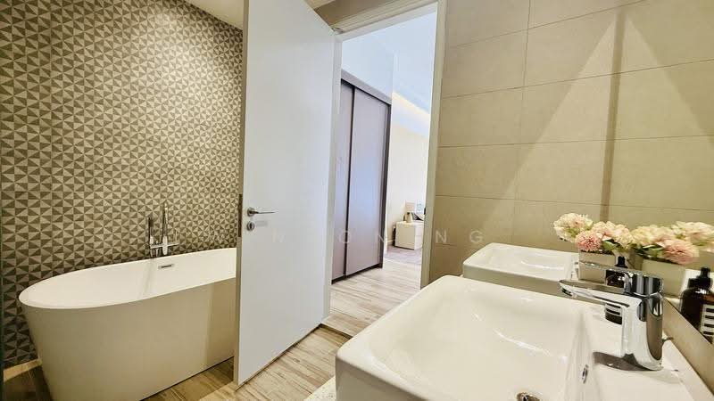Service Residence for Sale at Hampton Height Damansara - Winson Ng - Bathroom - PropertyGuru.com.my
