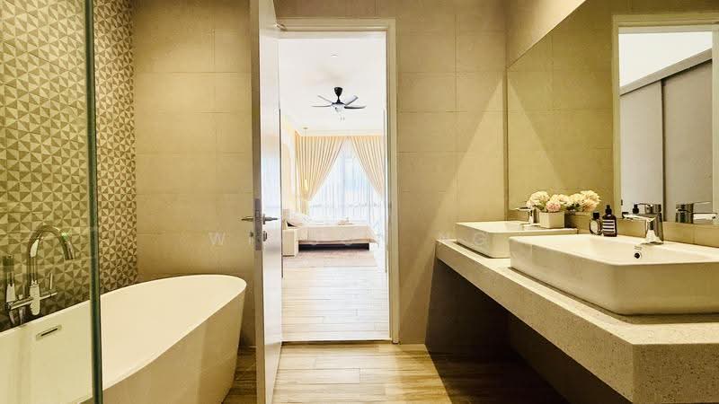 Service Residence for Sale at Hampton Height Damansara - Winson Ng - Bathroom - PropertyGuru.com.my