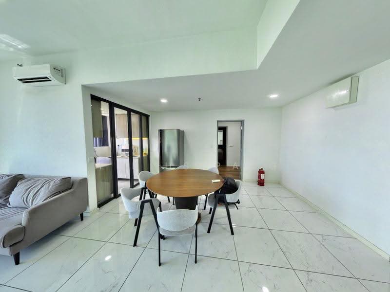 Service Residence for Sale at Suasana @ Utropolis - Eldius Pang - Living Room - PropertyGuru.com.my