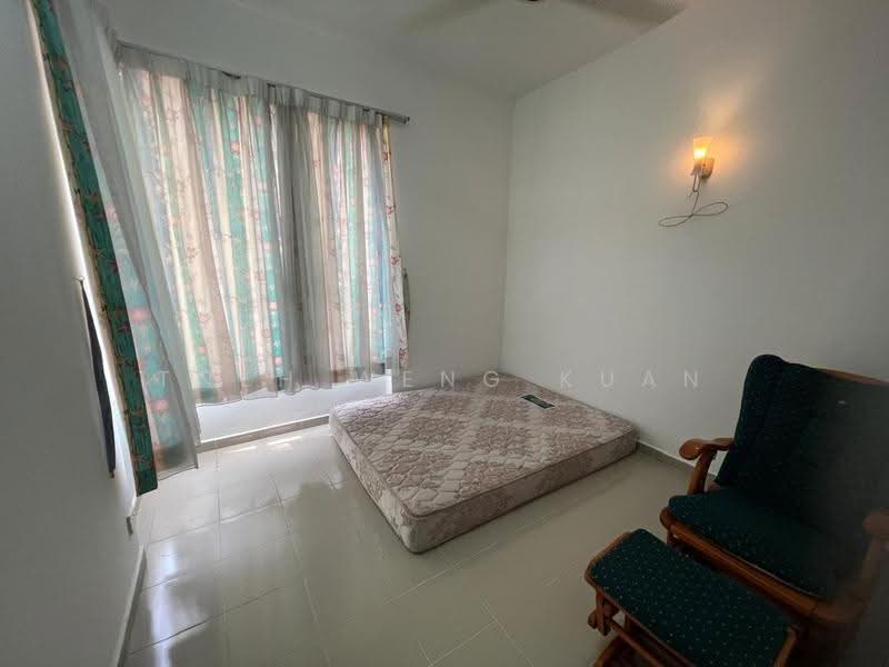 Condominium for Rent at Gurney Park Condominium - Tneh Weng Kuan - Bedroom - PropertyGuru.com.my