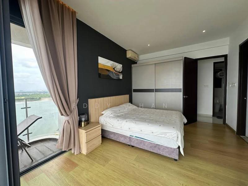 Condominium for Sale at Royal Strand @ Country Garden Danga Bay - Eddy Chan - Bedroom - PropertyGuru.com.my