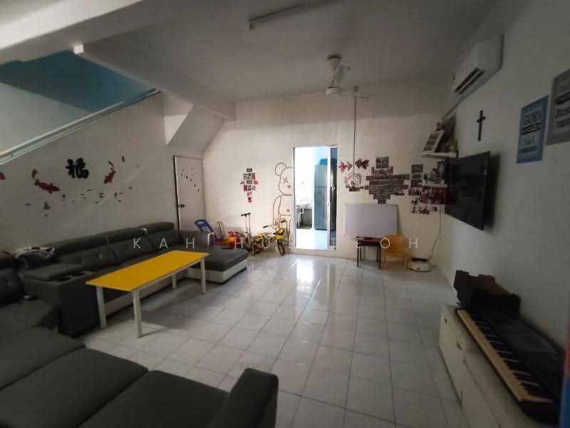 Rumah Teres 2-Tingkat untuk Disewa di Taman Impian Ria (Bukit Mertajam) - Kah Hui Teoh - Living Room - PropertyGuru.com.my