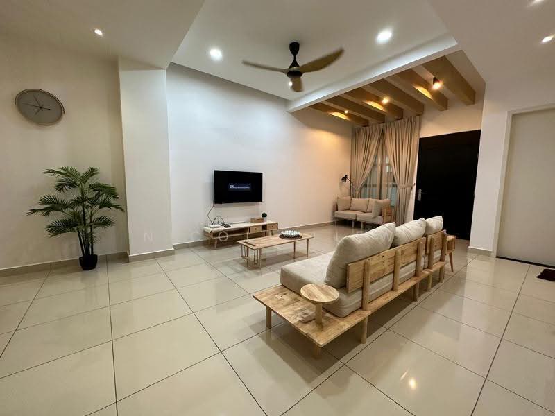 Rumah Teres untuk Disewa di Bandar Cassia (Batu Kawan) - Nicole Liew - Living Room - PropertyGuru.com.my