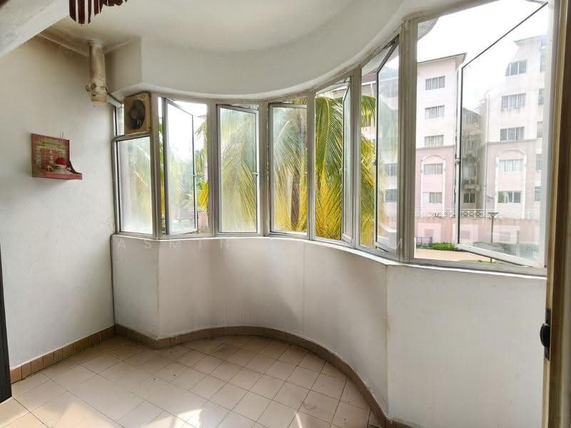 Apartment for Sale at Desa Saujana - Yasmin Sulaiman - Balcony - PropertyGuru.com.my