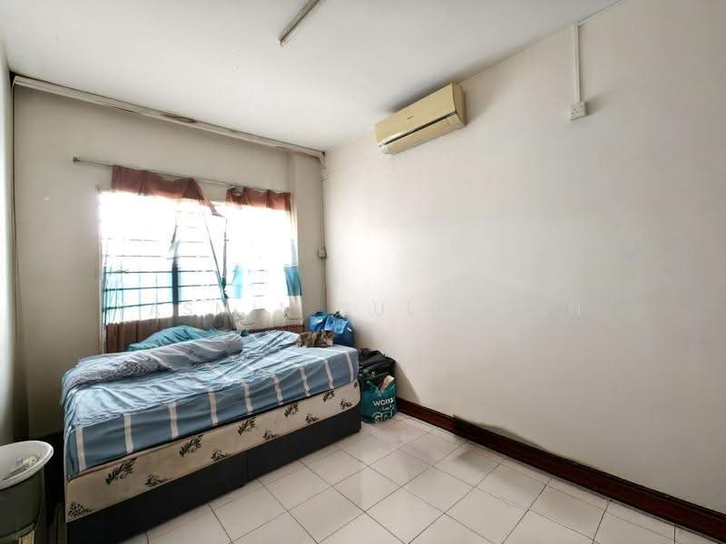 Apartment for Sale at Desa Saujana - Yasmin Sulaiman - Bedroom - PropertyGuru.com.my