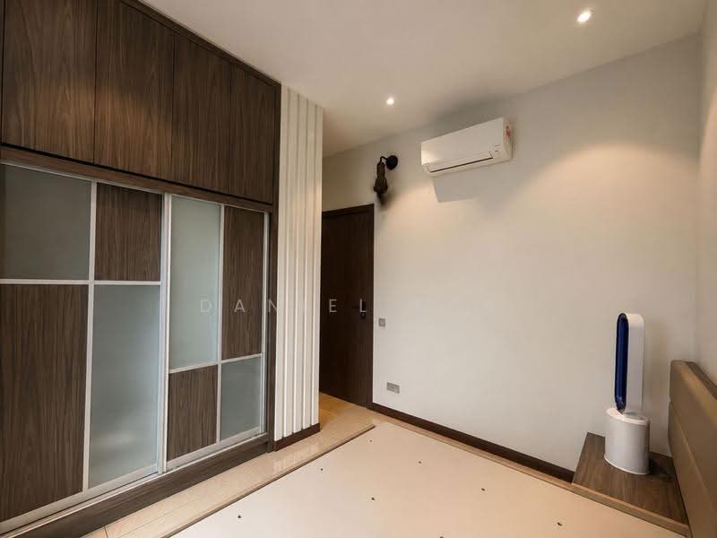 Rumah Berkembar untuk Dijual di Eco Sanctuary (Telok Panglima Garang) - Daniel Kok - Bedroom - PropertyGuru.com.my