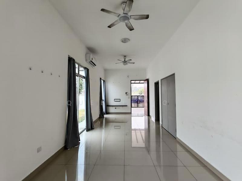 Cluster House for Sale in Iskandar Puteri (Nusajaya) (Johor) - Queenie Ng - Living Room - PropertyGuru.com.my