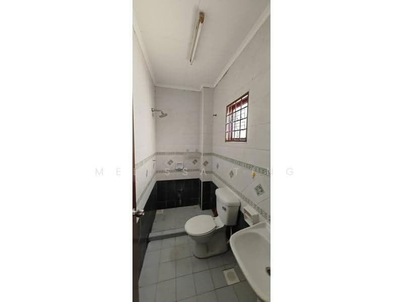 Rumah Teres 2-Tingkat untuk Dijual di Taman Puchong Prima (Puchong) - Melissa Ting - Bathroom - PropertyGuru.com.my