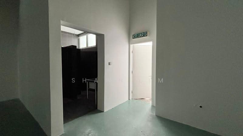 Kedai untuk Disewa di Dataran Sunway (Kota Damansara) - Shawn Lim - Corridor - PropertyGuru.com.my