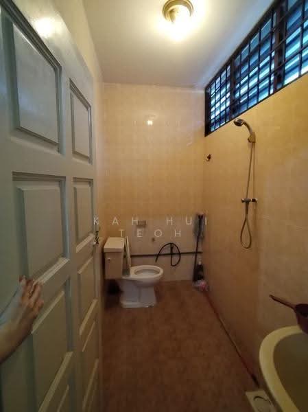 Rumah Teres 2-Tingkat untuk Dijual di Bukit Mertajam (Penang) - Kah Hui Teoh - Bathroom - PropertyGuru.com.my