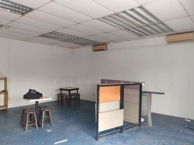 Shop / Office for Sale in U5, Taman Industri Sepadu Mah Sing (Shah Alam) - Lau Yoke Kok - 1st floor (Front portion - office) - PropertyGuru.com.my